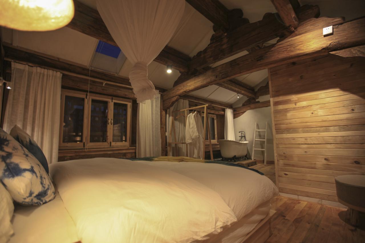 Dalixizhou Bieyuan Guesthouse ต้าหลี่ ภายนอก รูปภาพ